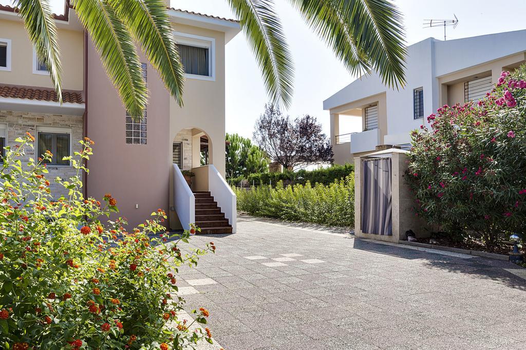 Villa Nefeli Akti Salonikiou B Ayios Nikolaos Bagian luar foto