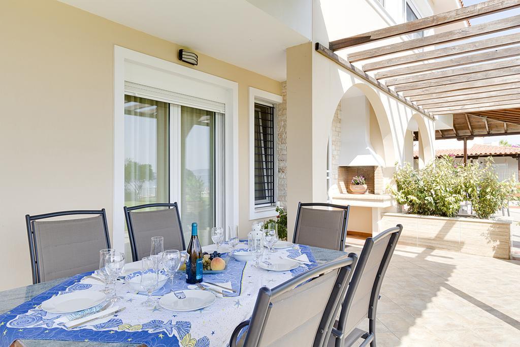 Villa Nefeli Akti Salonikiou B Ayios Nikolaos Bagian luar foto