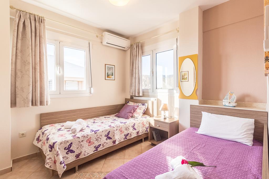 Villa Nefeli Akti Salonikiou B Ayios Nikolaos Bagian luar foto