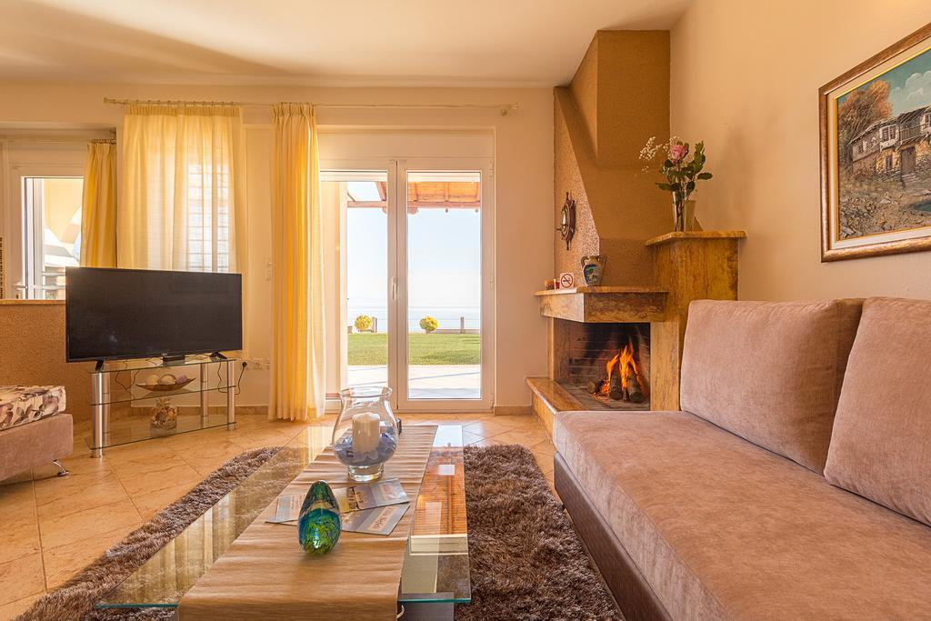 Villa Nefeli Akti Salonikiou B Ayios Nikolaos Bagian luar foto